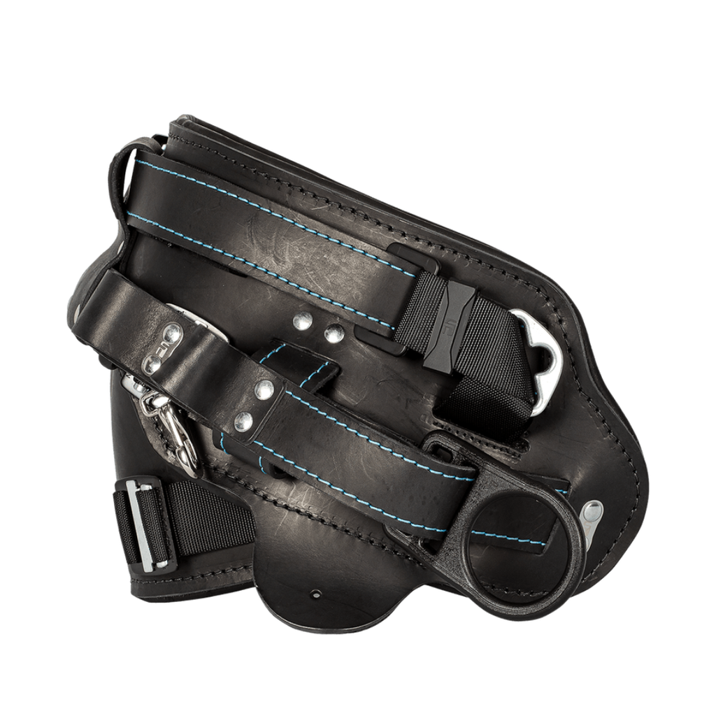 FallTech FT-Lineman Pro quick-connect body belt close-up of buckle and padding